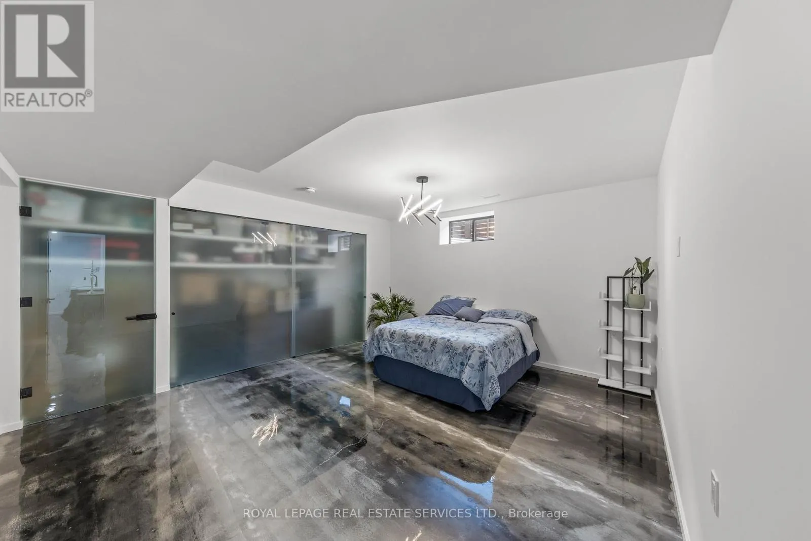 118 BARTON BOULEVARD