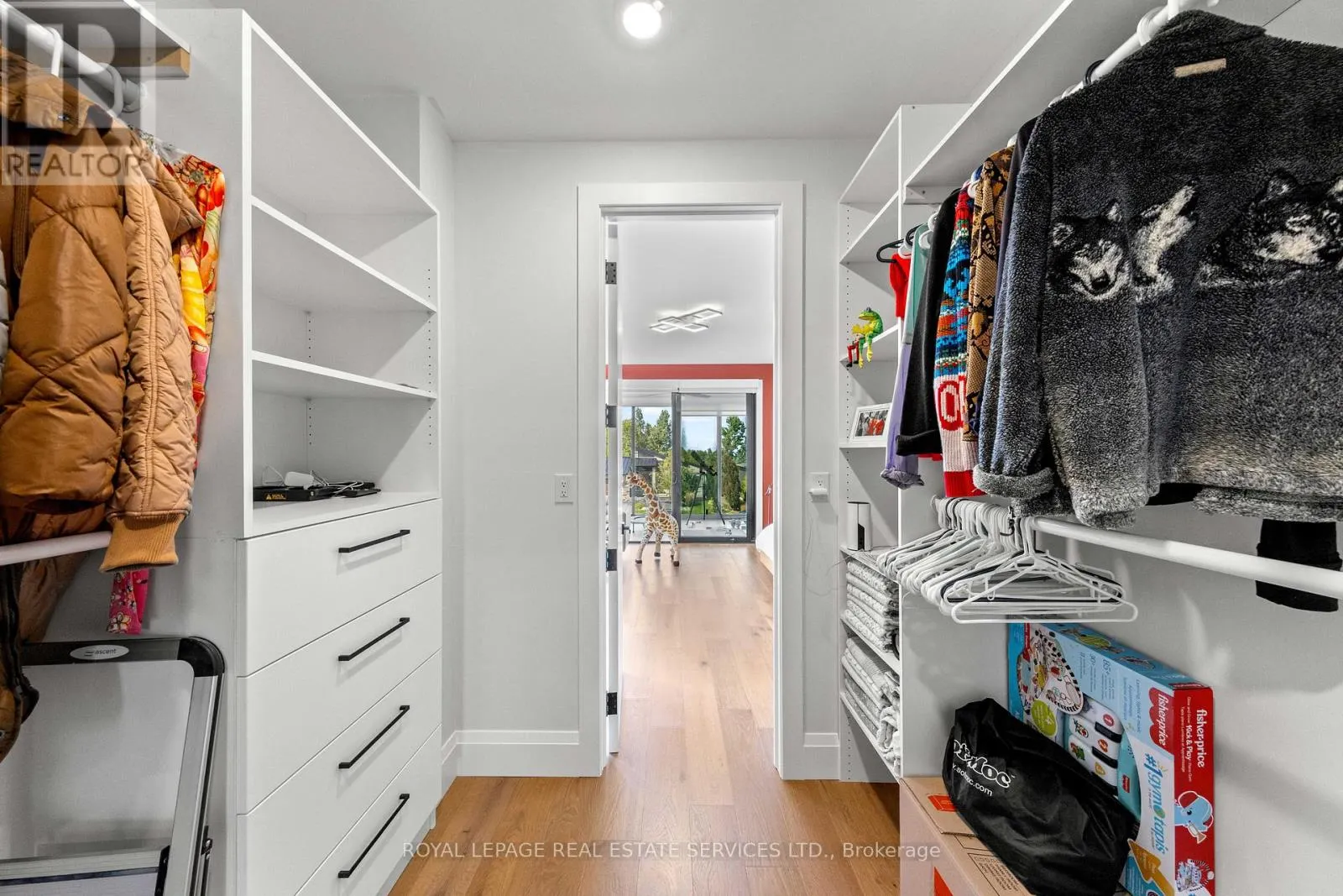 118 BARTON BOULEVARD