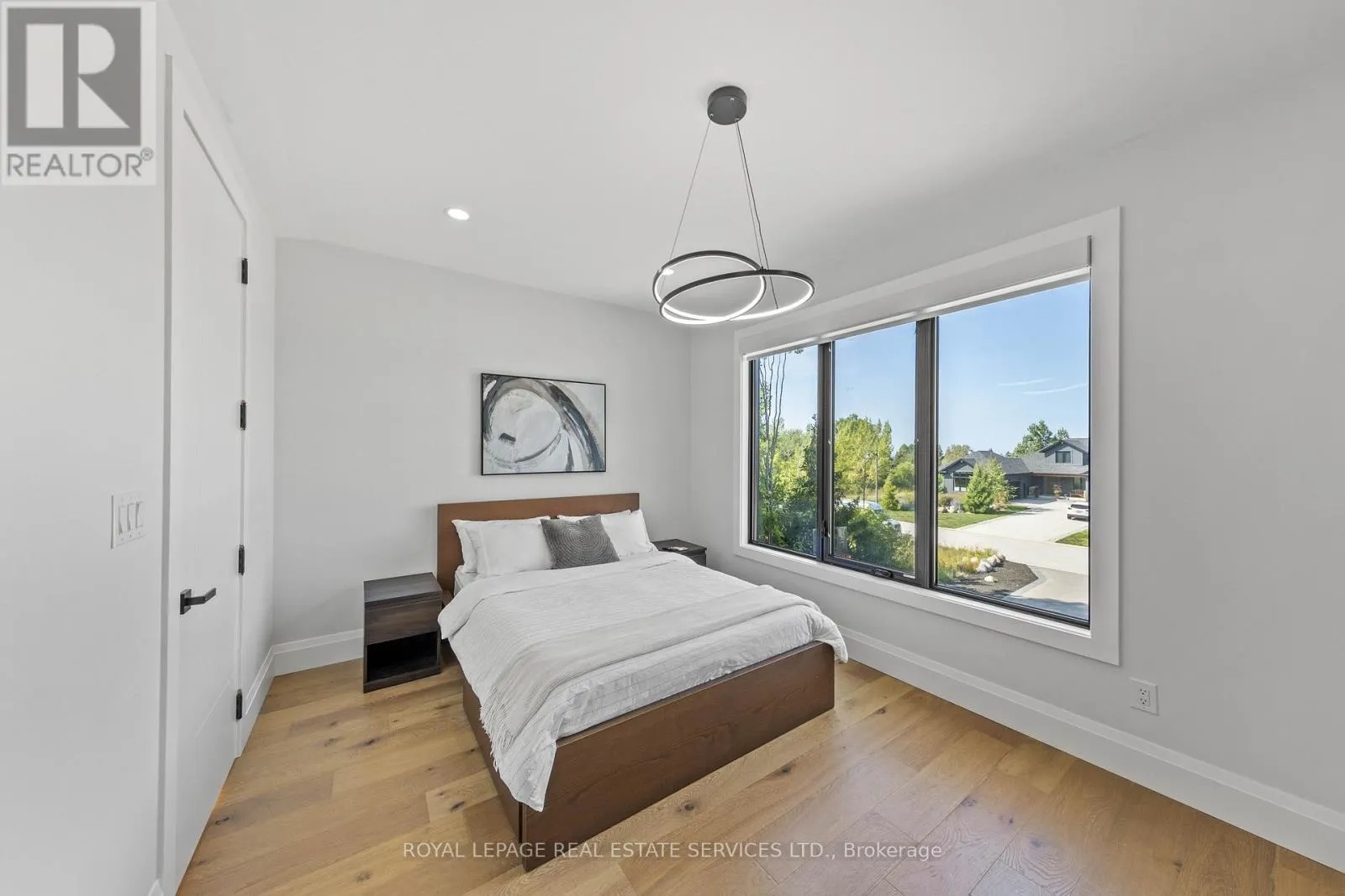 118 BARTON BOULEVARD