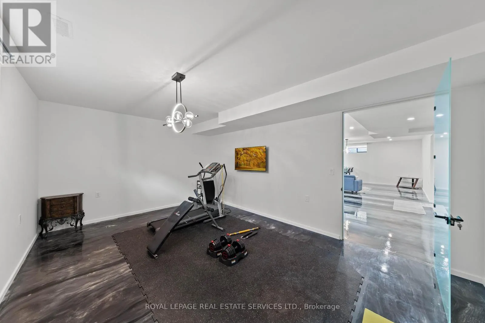 118 BARTON BOULEVARD