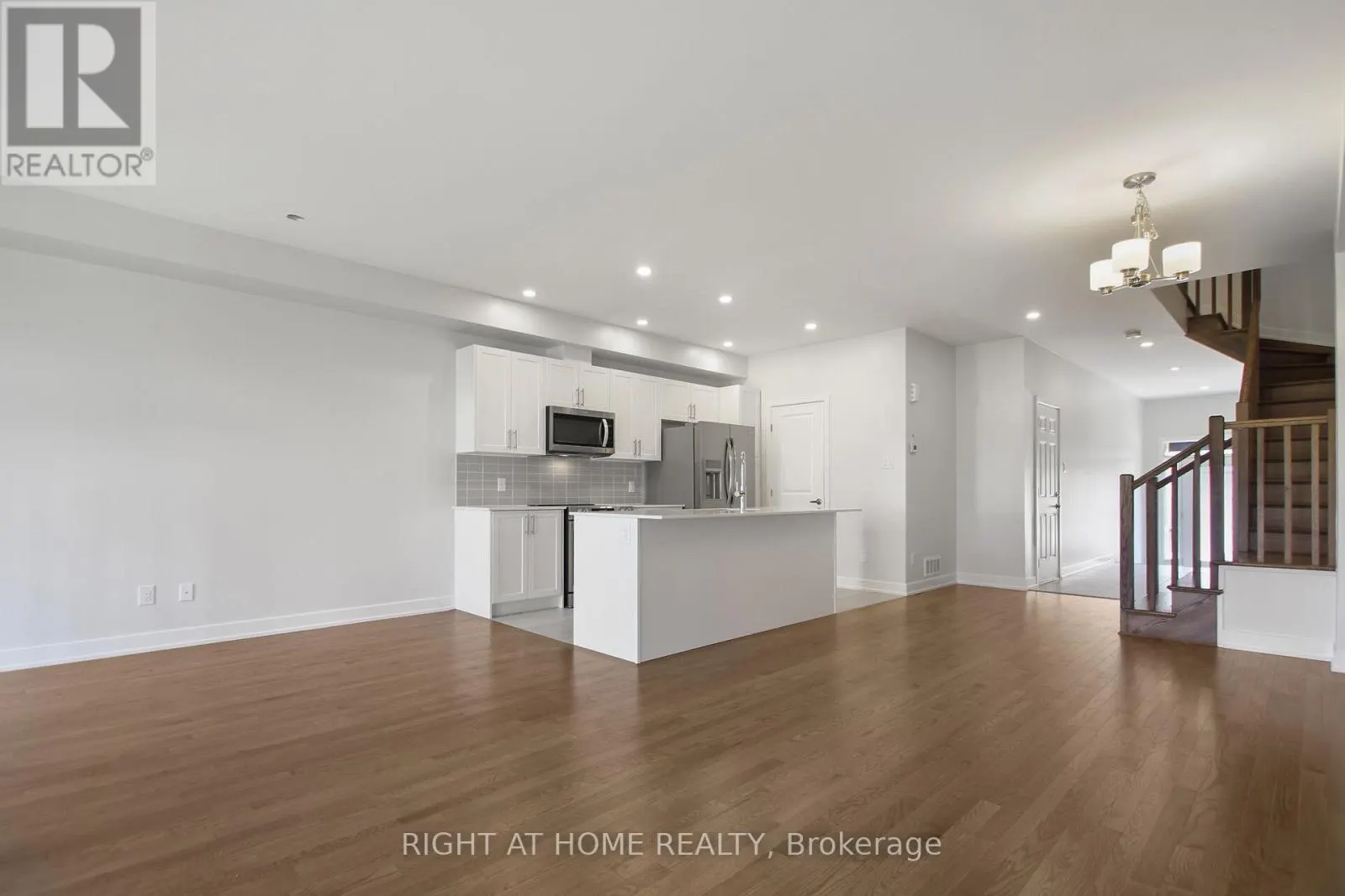534 CORRETTO PLACE