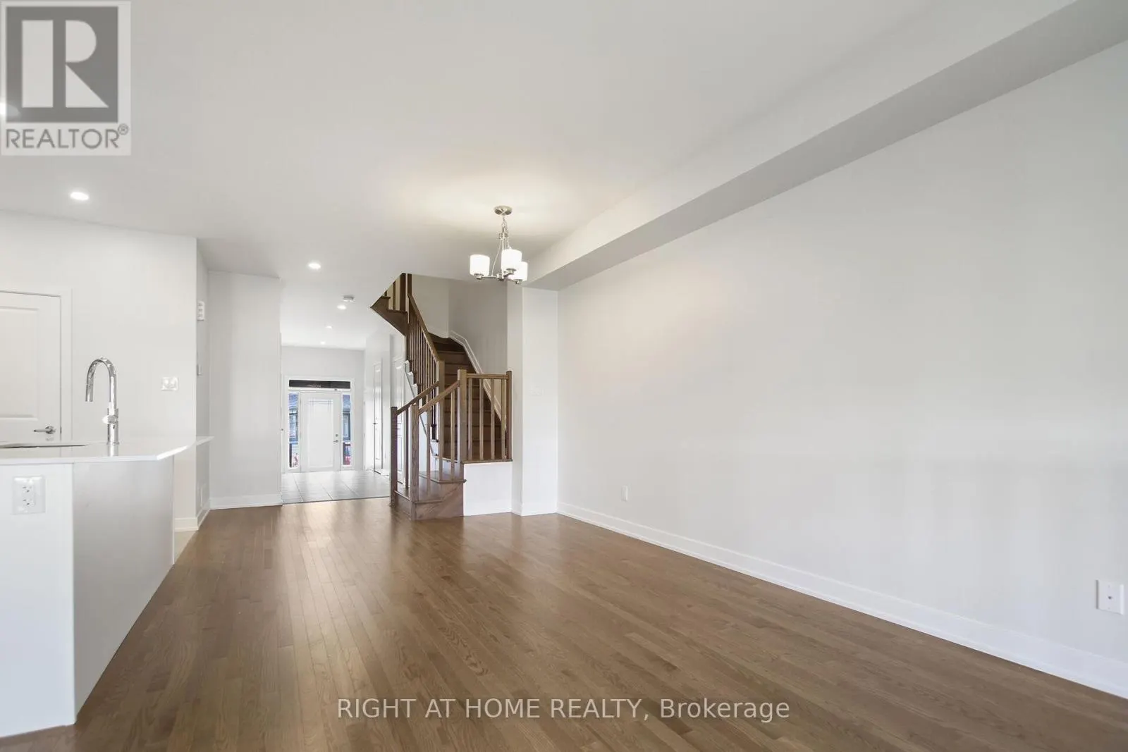 534 CORRETTO PLACE