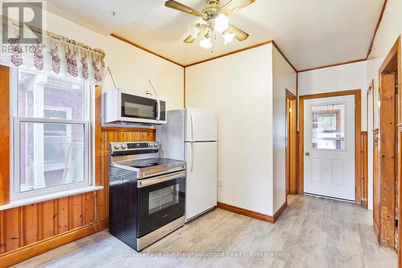 444 GEORGE STREET S