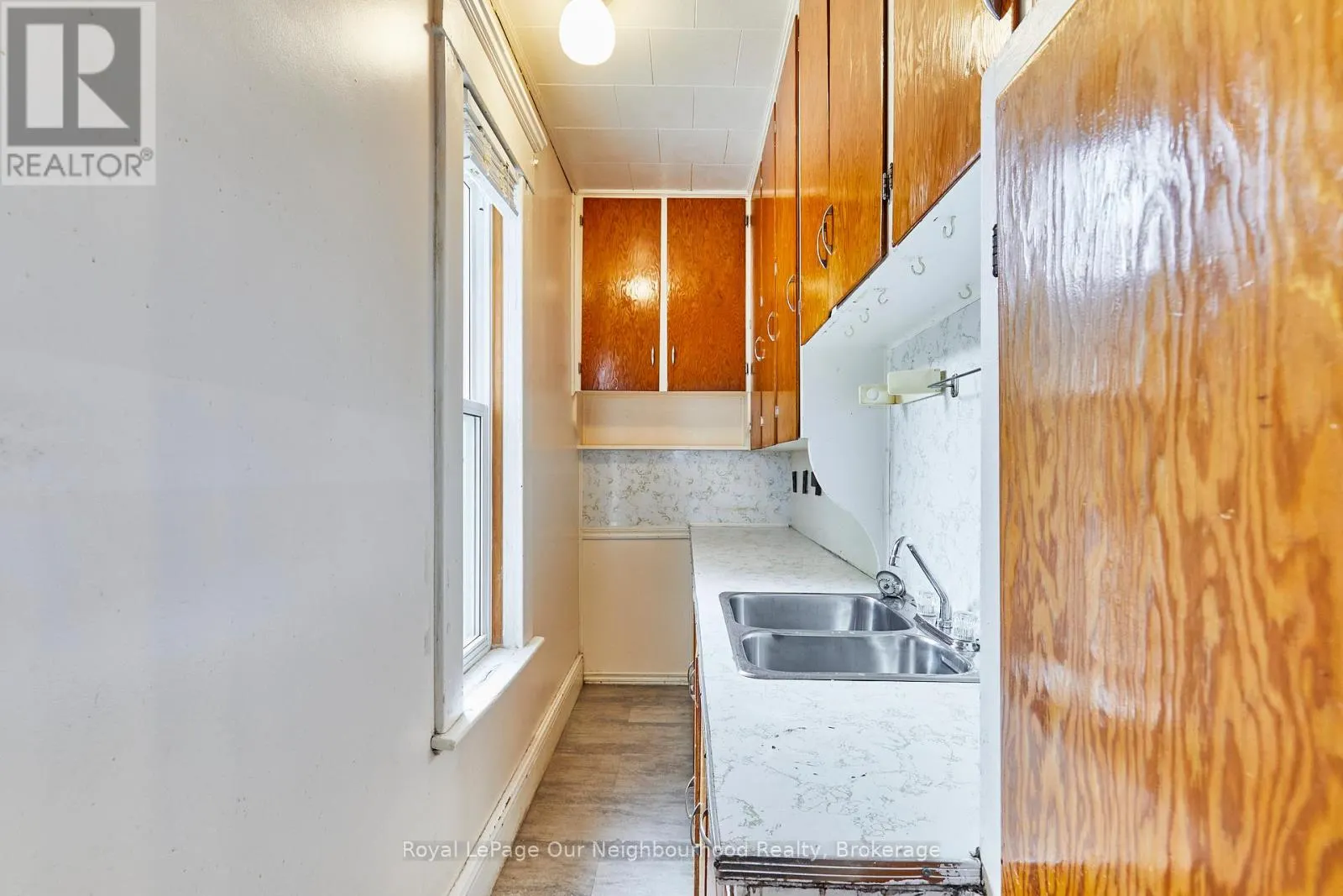 444 GEORGE STREET S