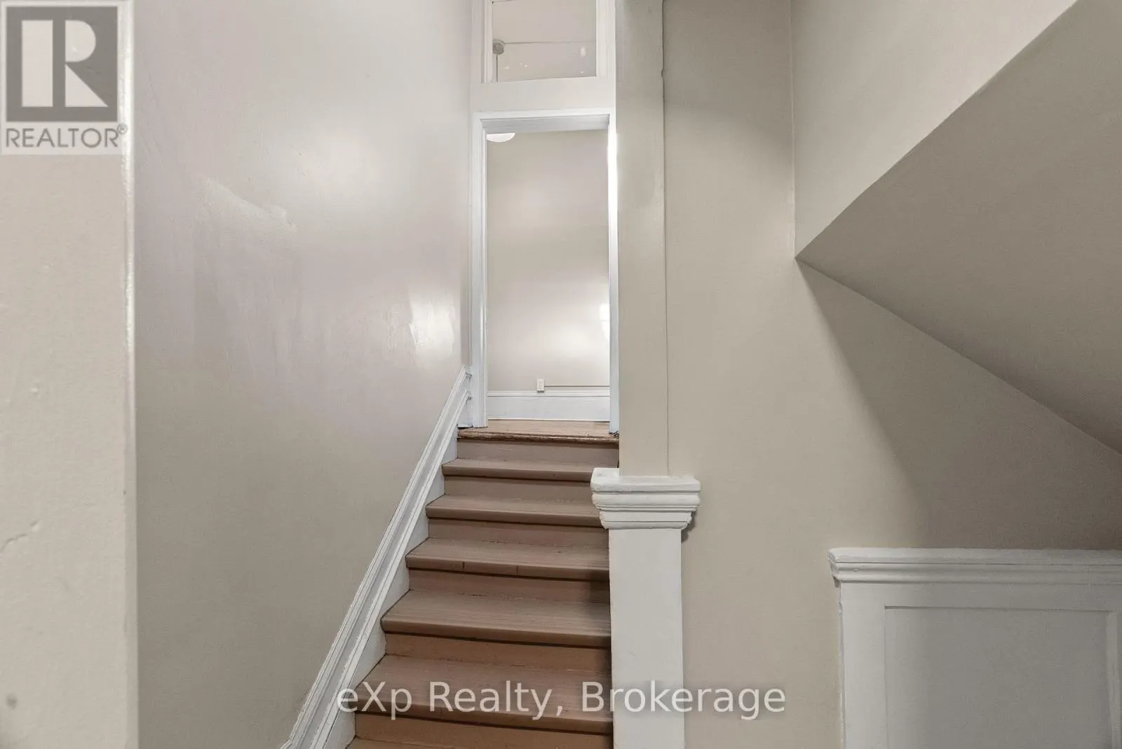 4 - 111 CHURCH STREET, #4