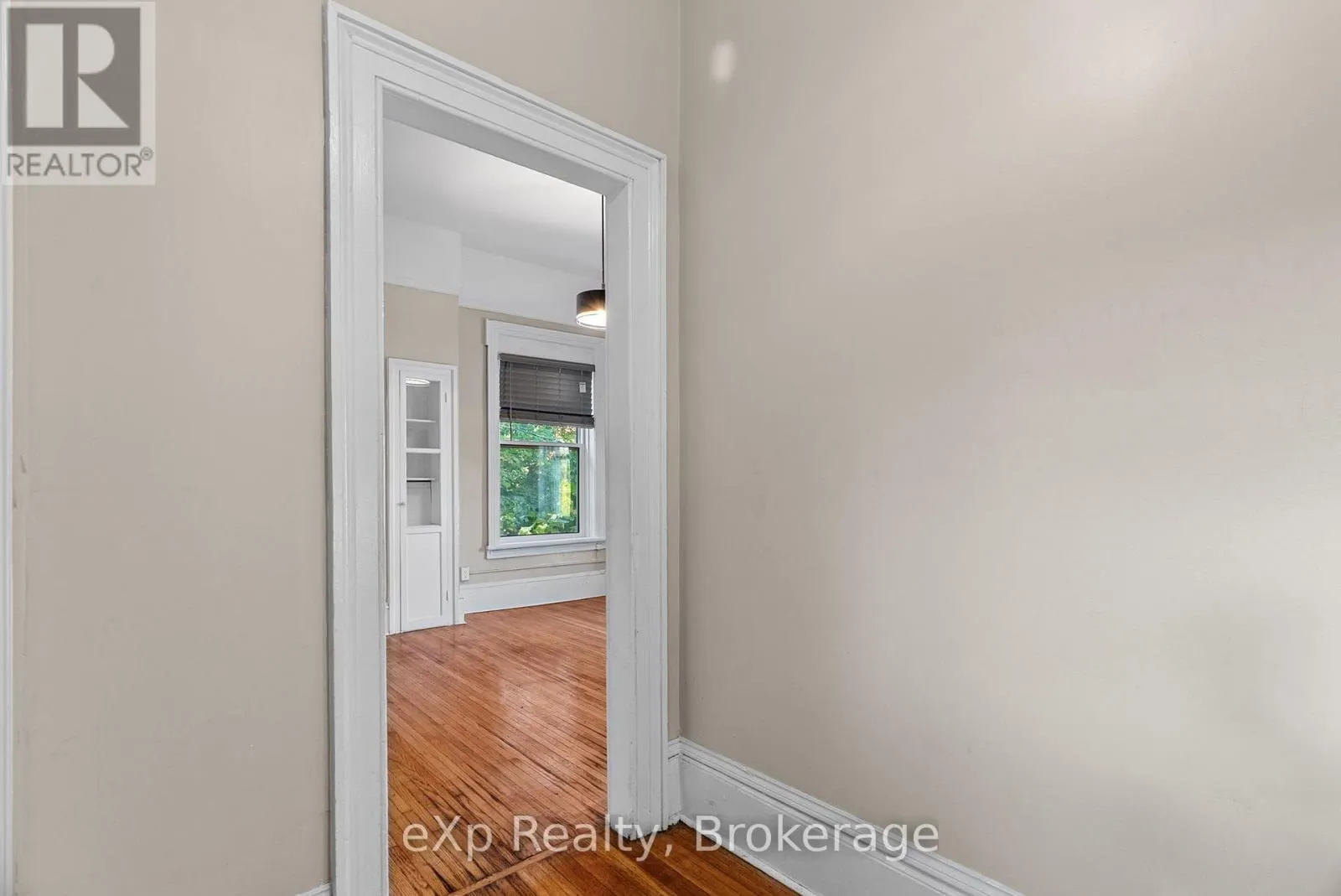 4 - 111 CHURCH STREET, #4
