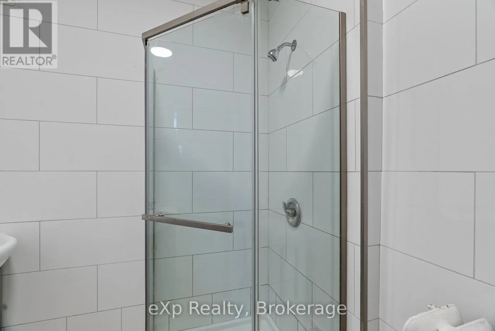 4 - 111 CHURCH STREET, #4