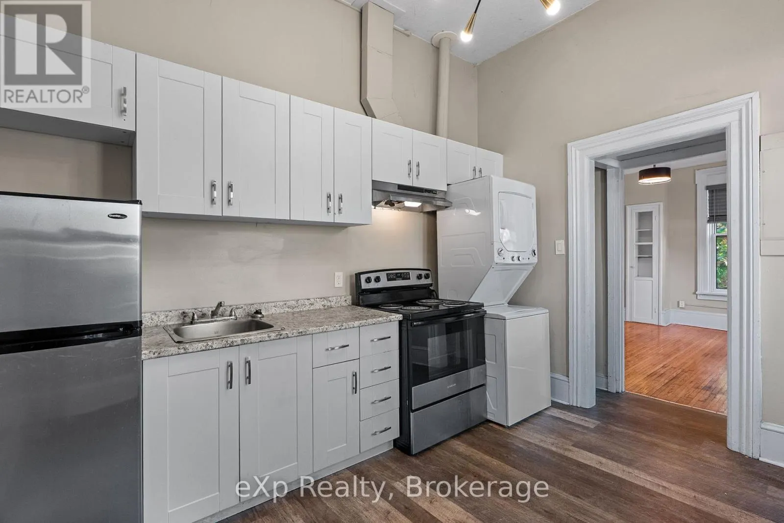 4 - 111 CHURCH STREET, #4