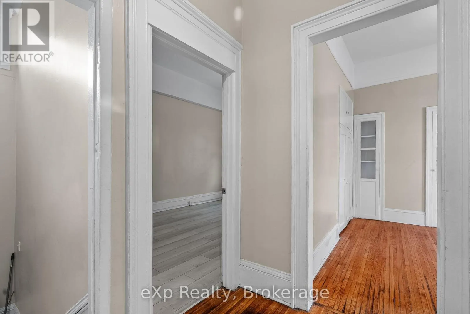 4 - 111 CHURCH STREET, #4