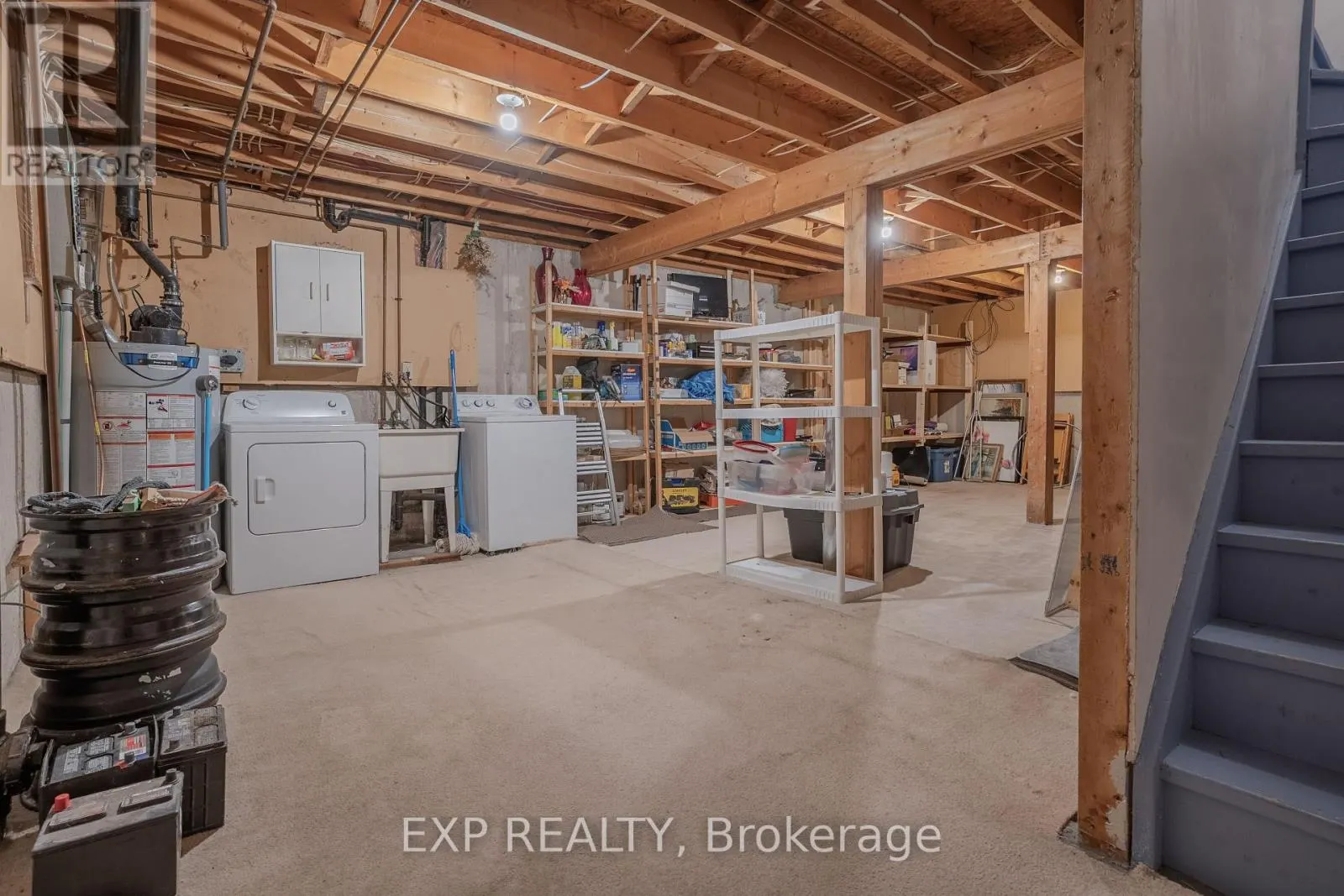 8 - 38 ELMA STREET, #8