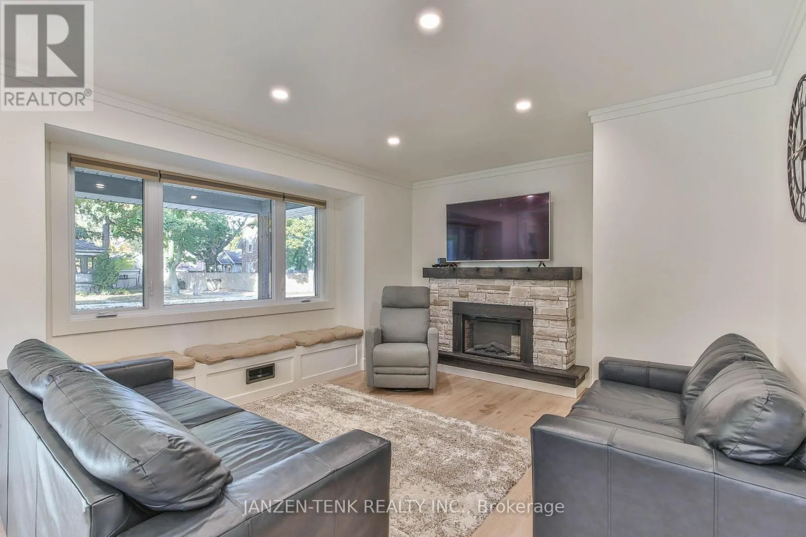 93 CENTRE ST STREET