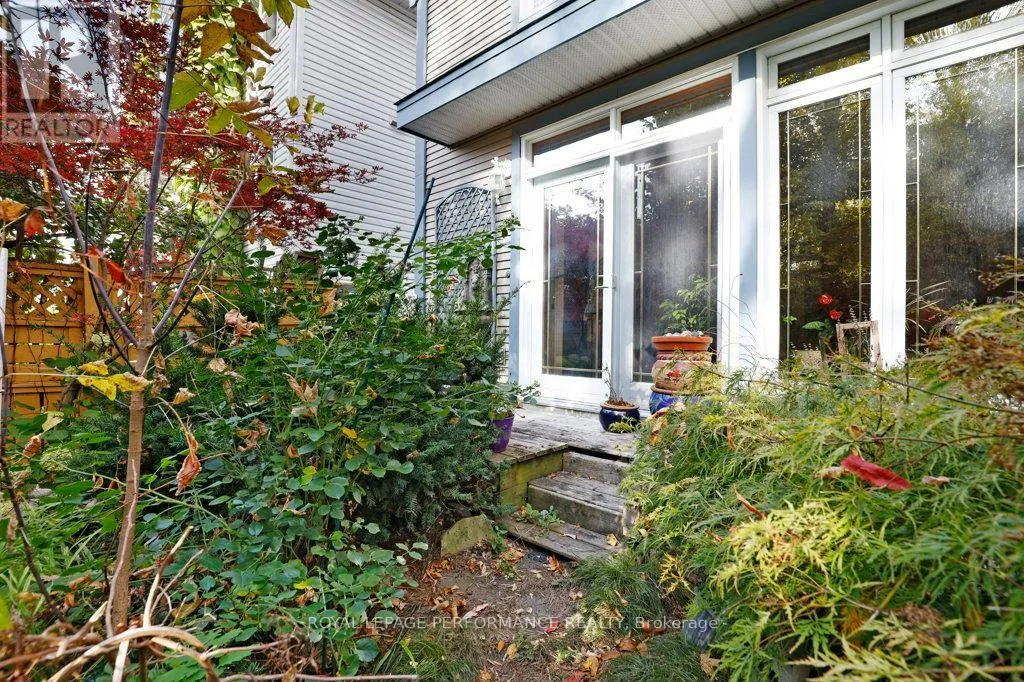 32 HERRIDGE STREET