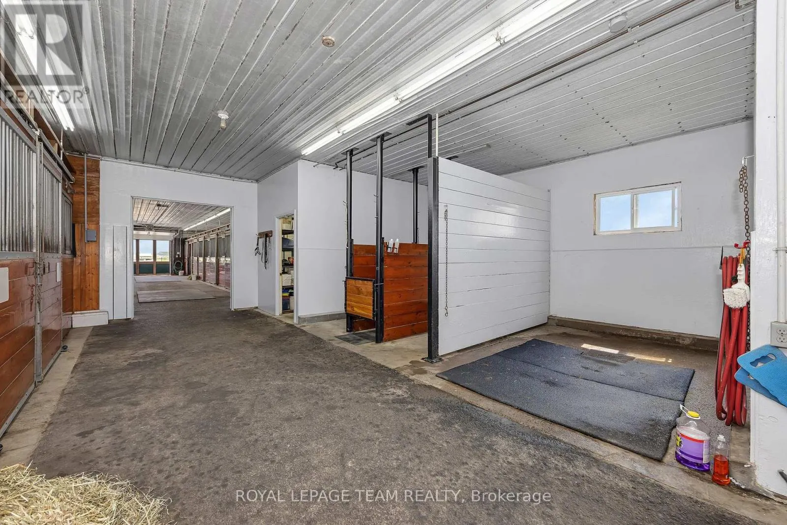 335 HAMILTON ROAD