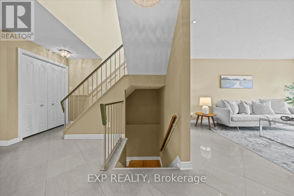 1871 MARKWELL CRESCENT