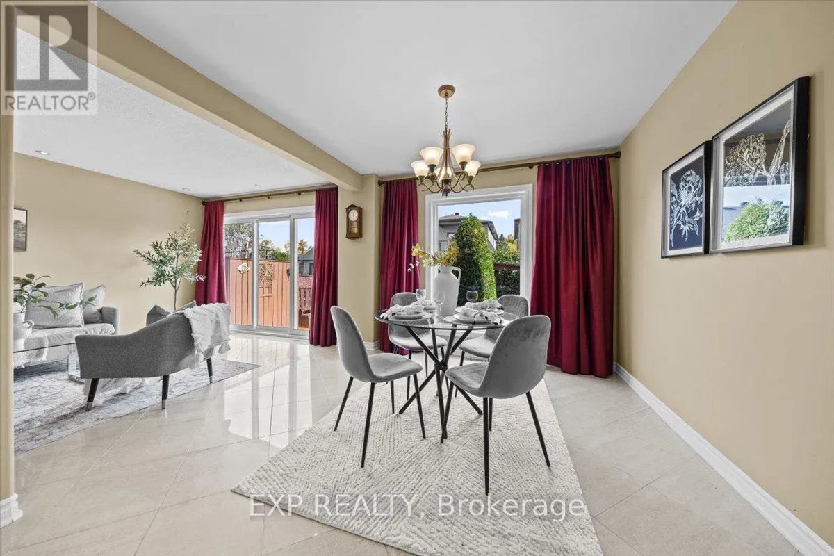 1871 MARKWELL CRESCENT