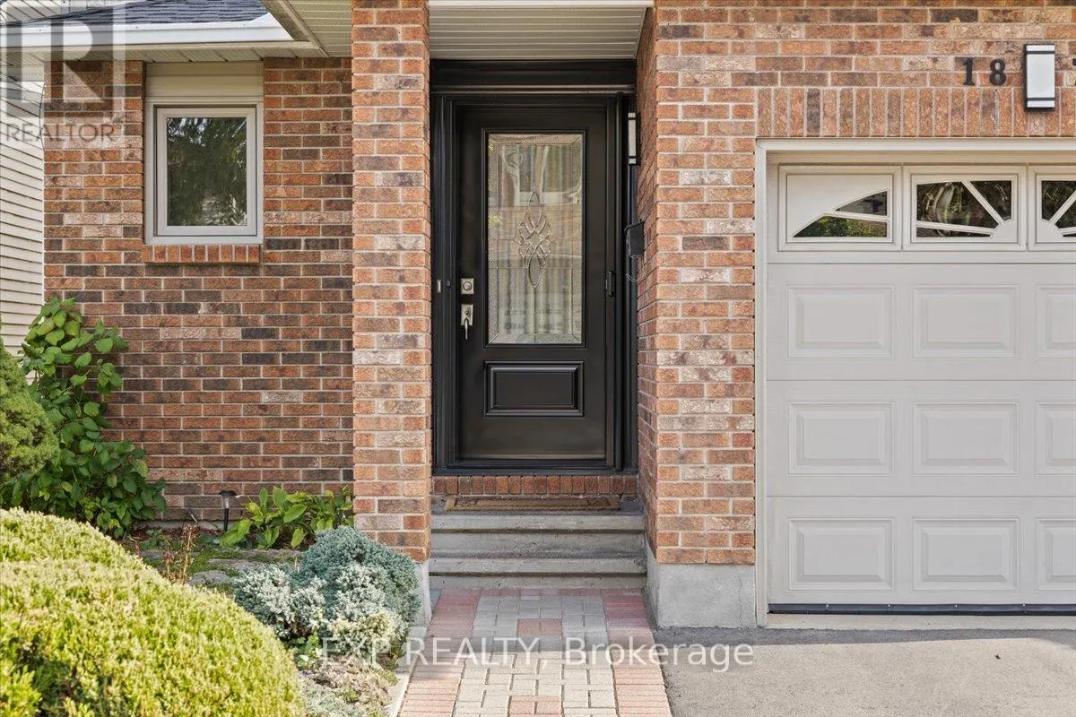 1871 MARKWELL CRESCENT