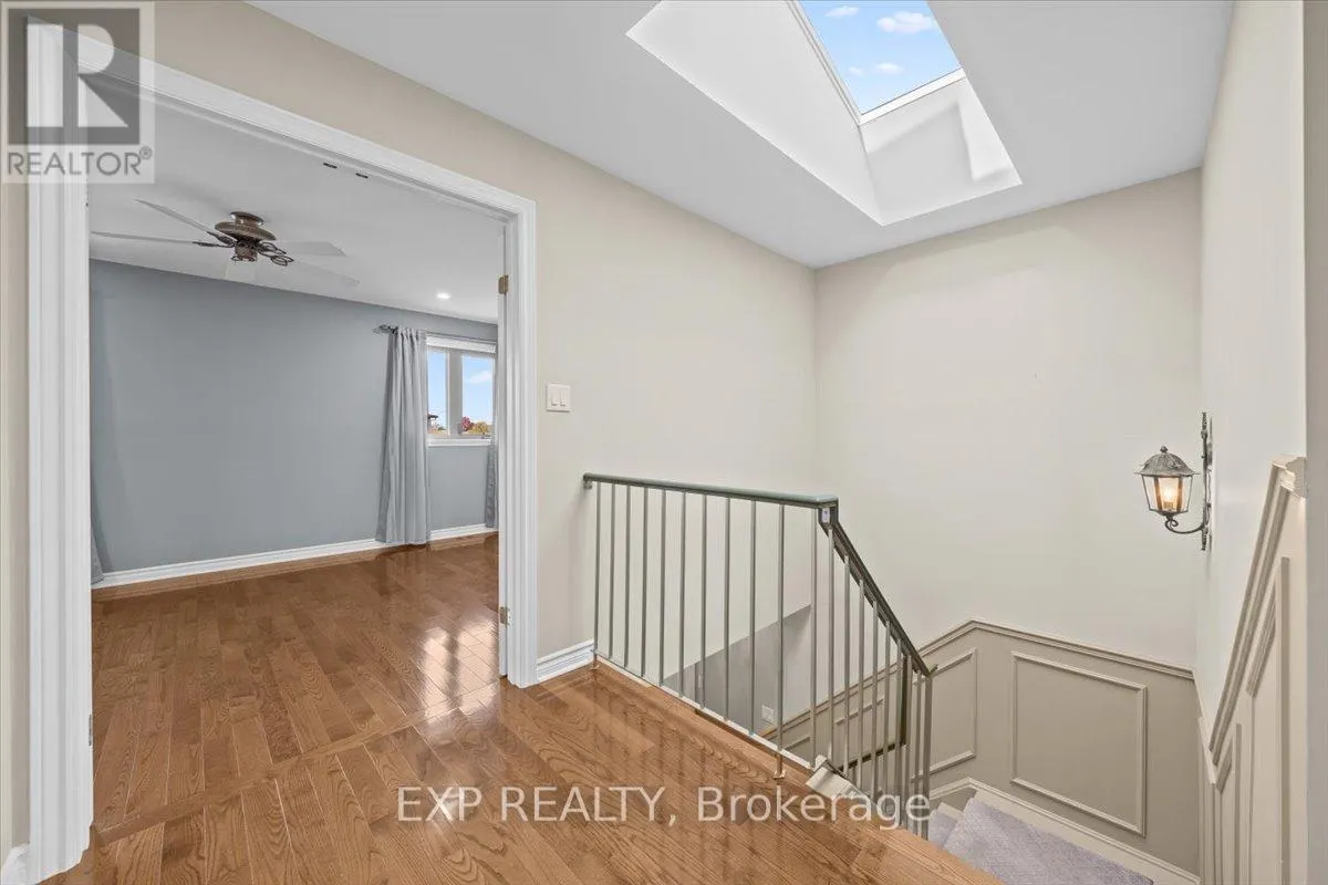 1871 MARKWELL CRESCENT