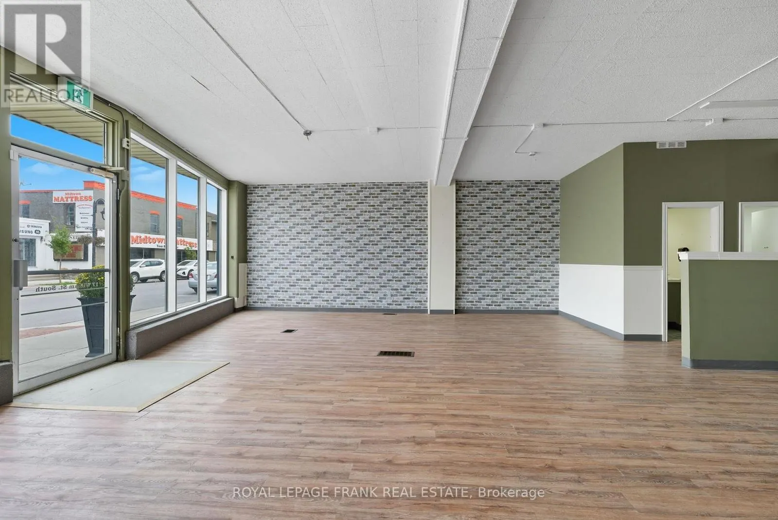 15-17 WILLIAM STREET S