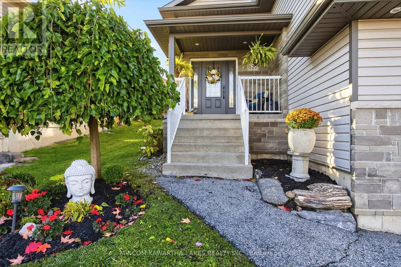 127 MILROY DRIVE
