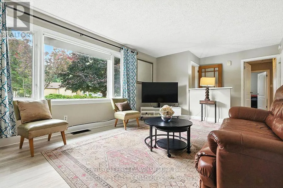 330 GLENROSE DRIVE
