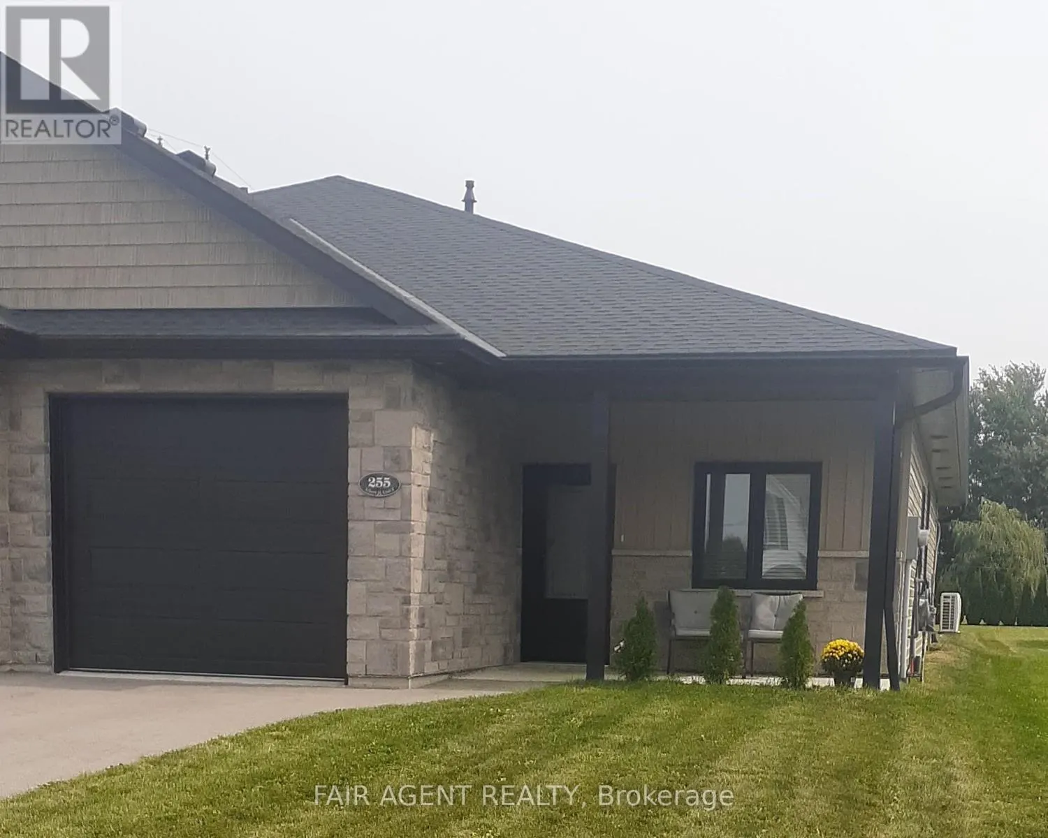2 - 255 ALBERT STREET, #2