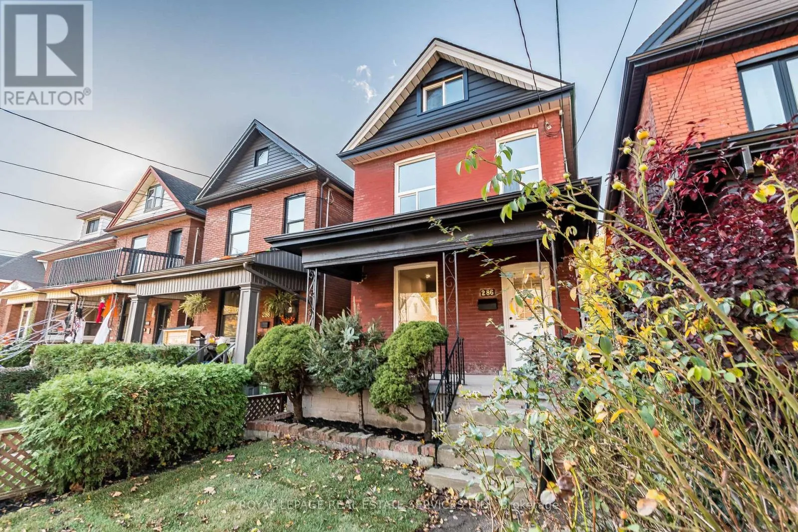 UPPER - 286 CUMBERLAND AVENUE
