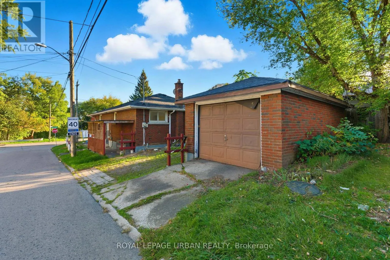 34 GALE CRESCENT