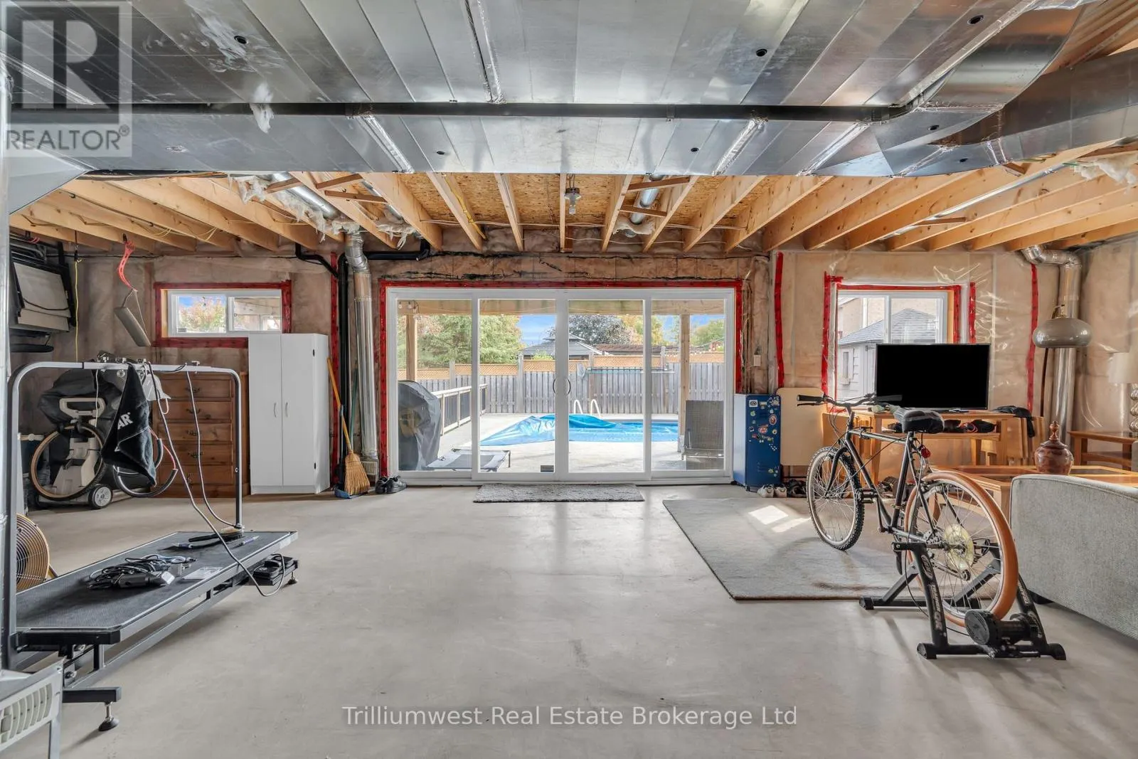 535 WOODBINE AVENUE