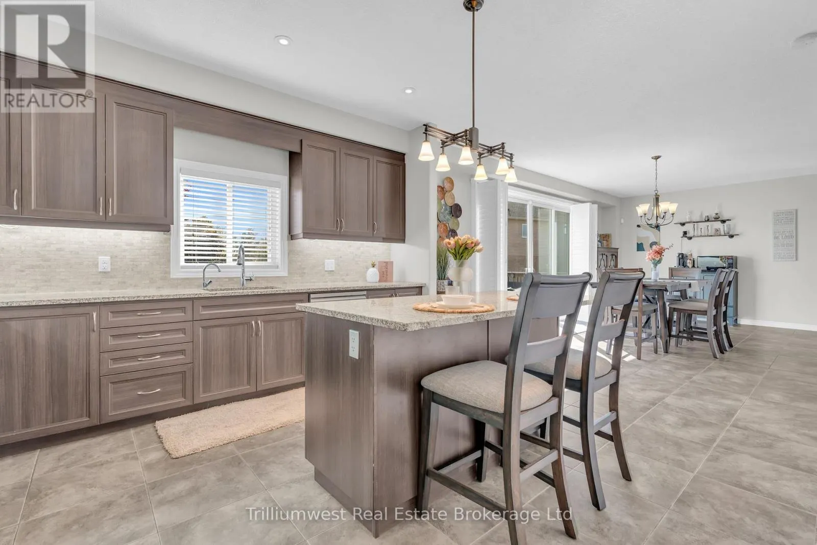 535 WOODBINE AVENUE