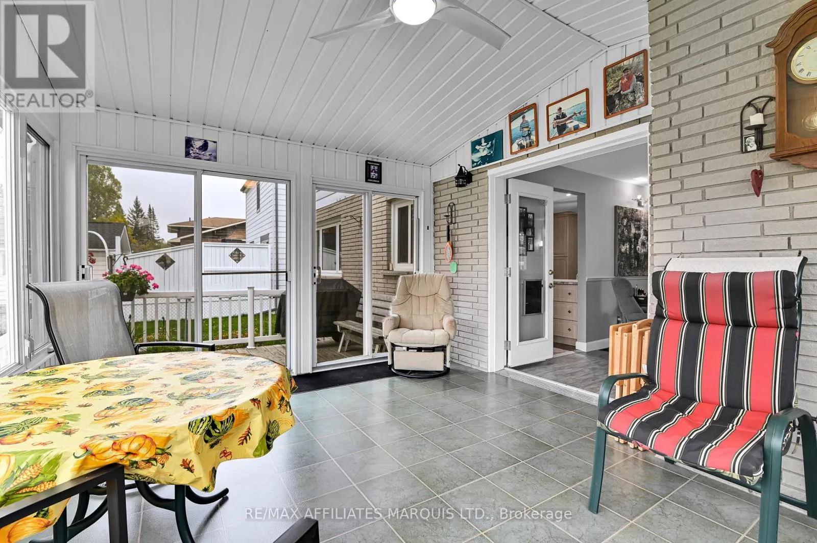 2151 PITT STREET