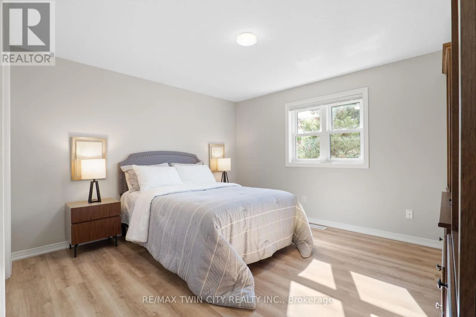 167 BRIDGEWATER CRESCENT