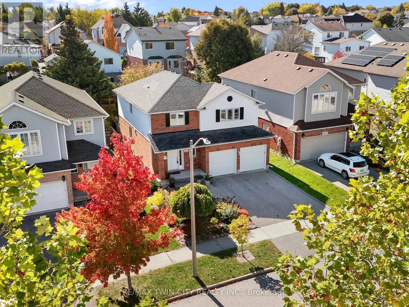 167 BRIDGEWATER CRESCENT