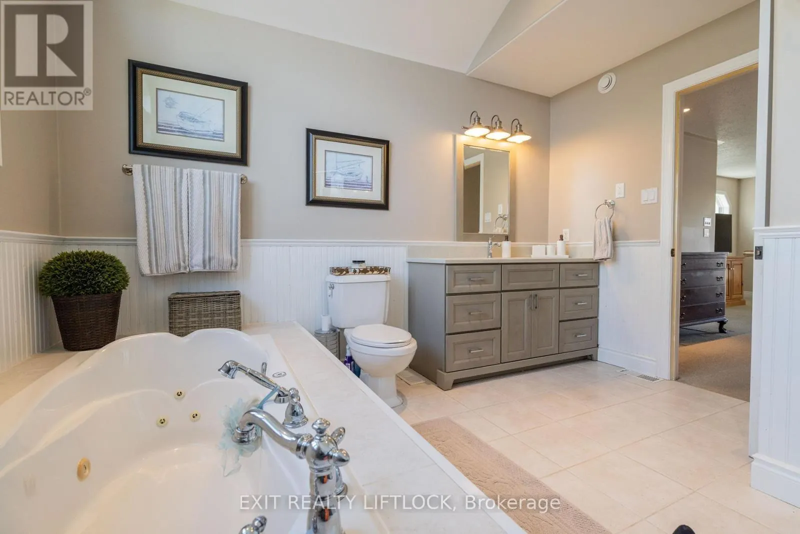 129 STINSON'S BAY ROAD