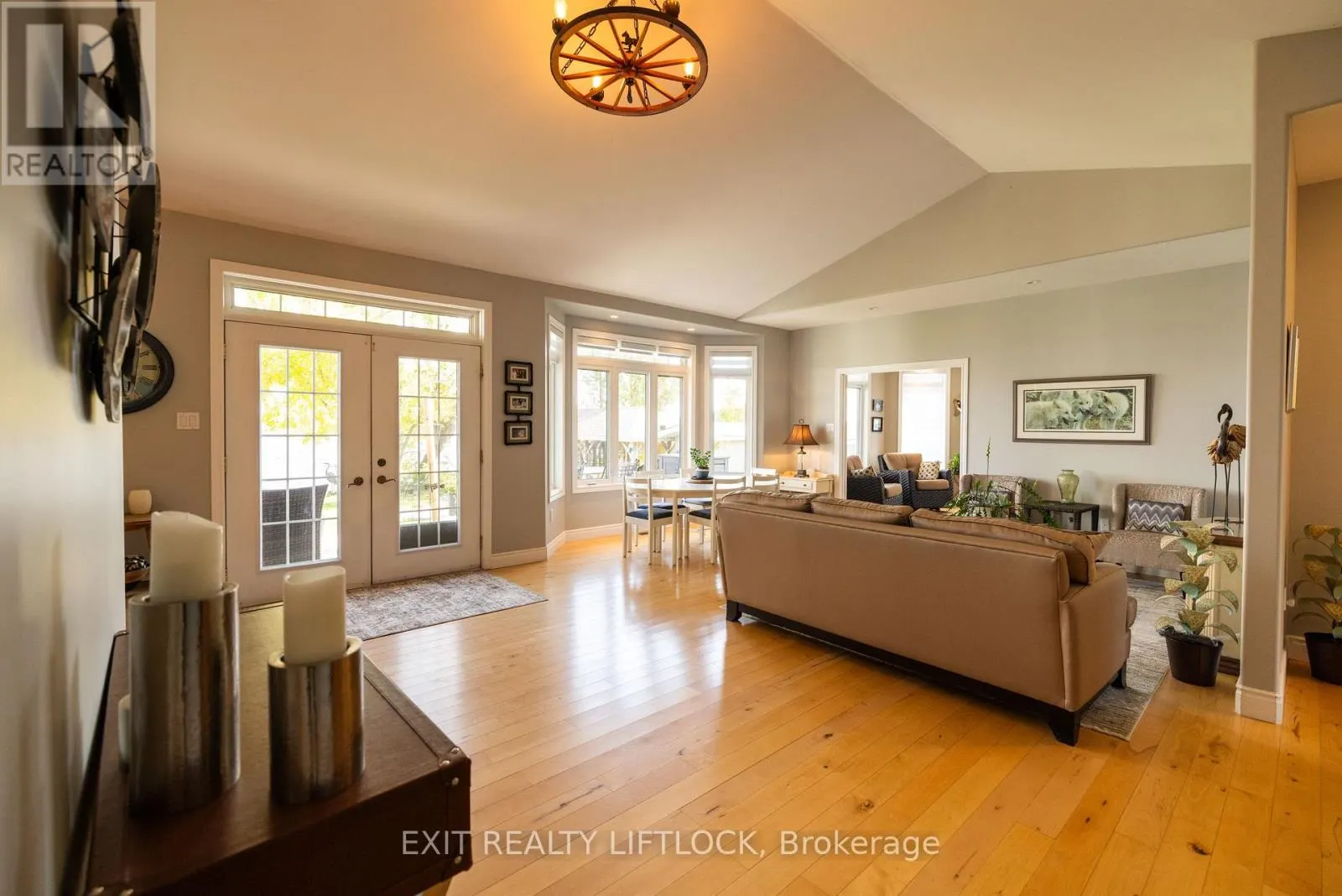 129 STINSON'S BAY ROAD