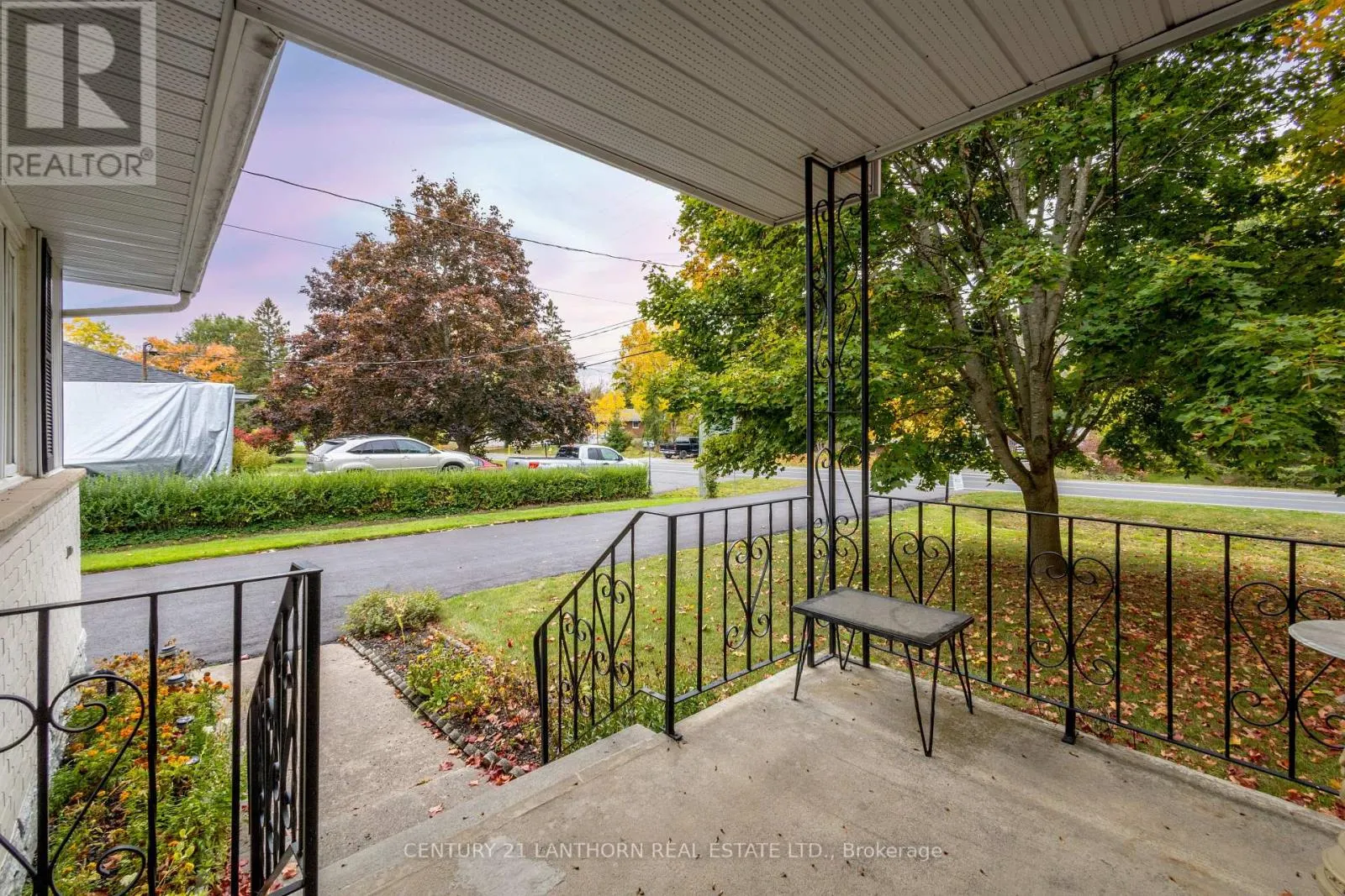 394 MONTROSE ROAD