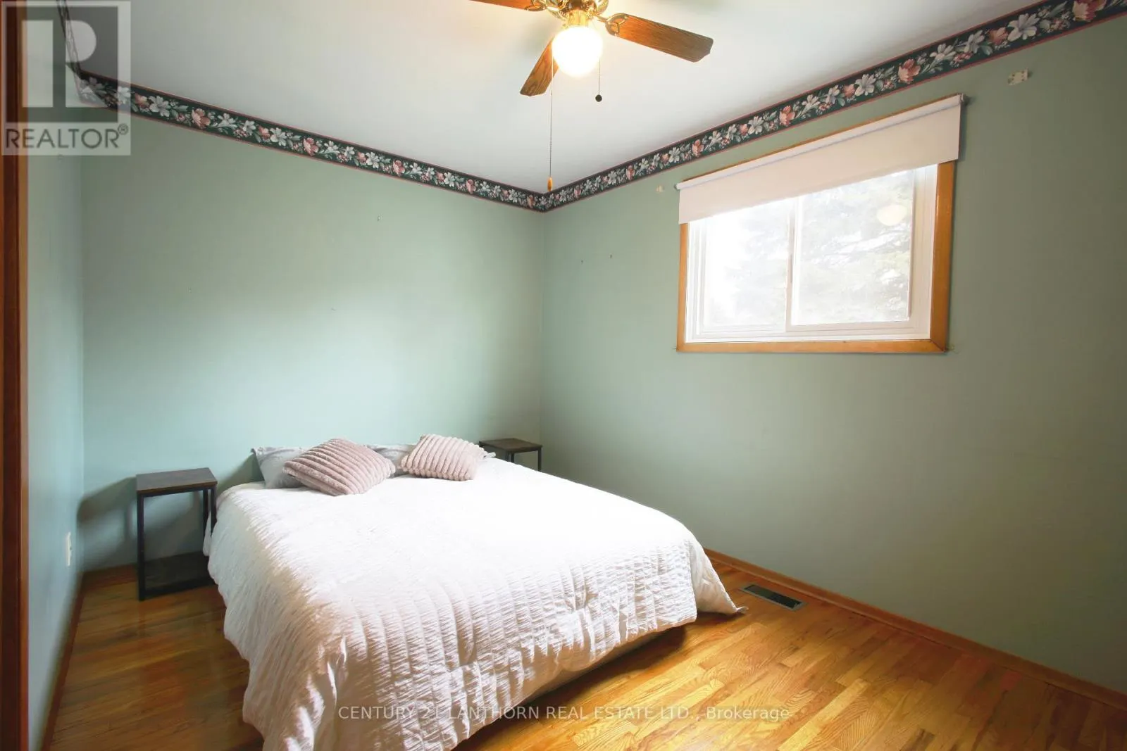 394 MONTROSE ROAD