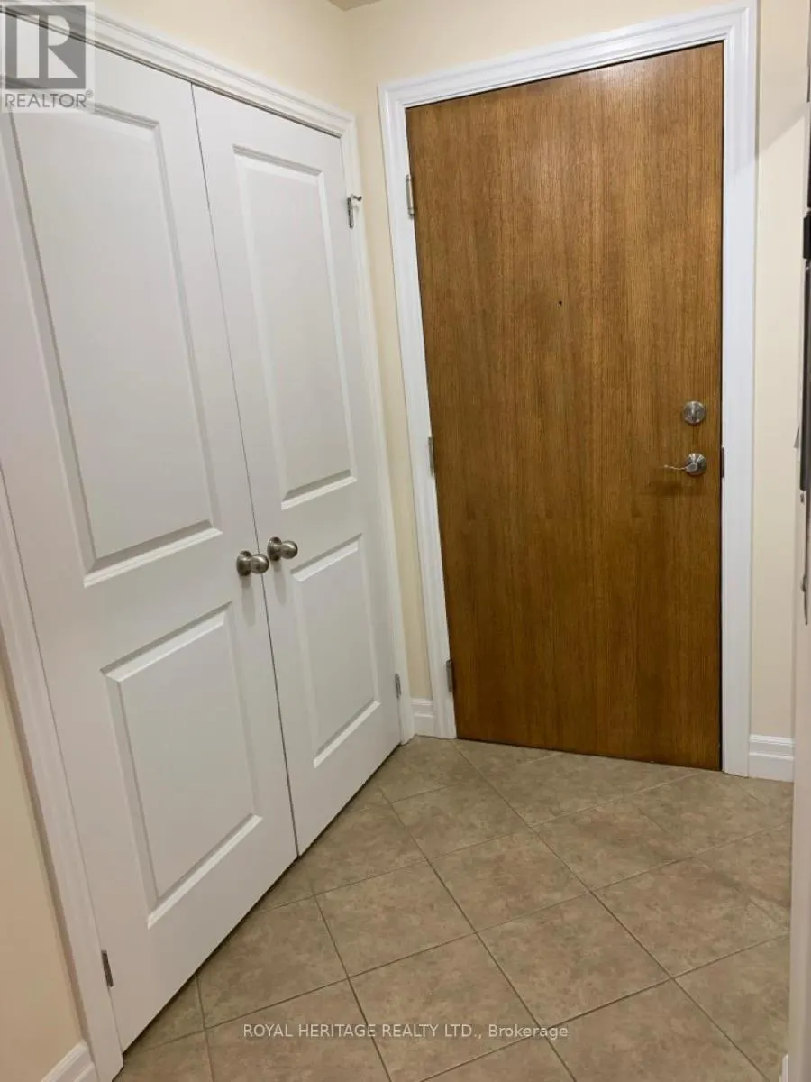 209 - 312 SPILLSBURY DRIVE N, #209