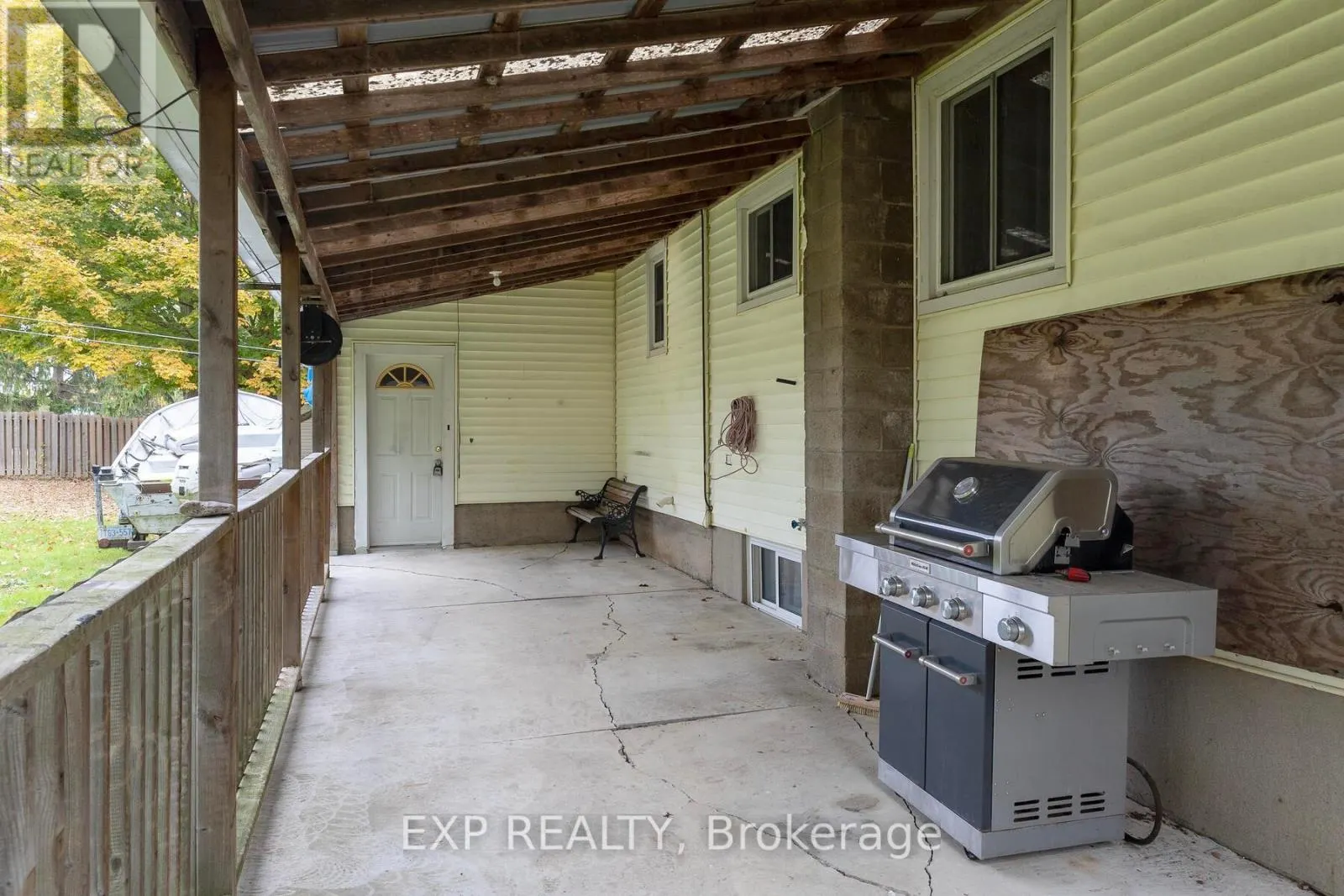 23 OAK STREET