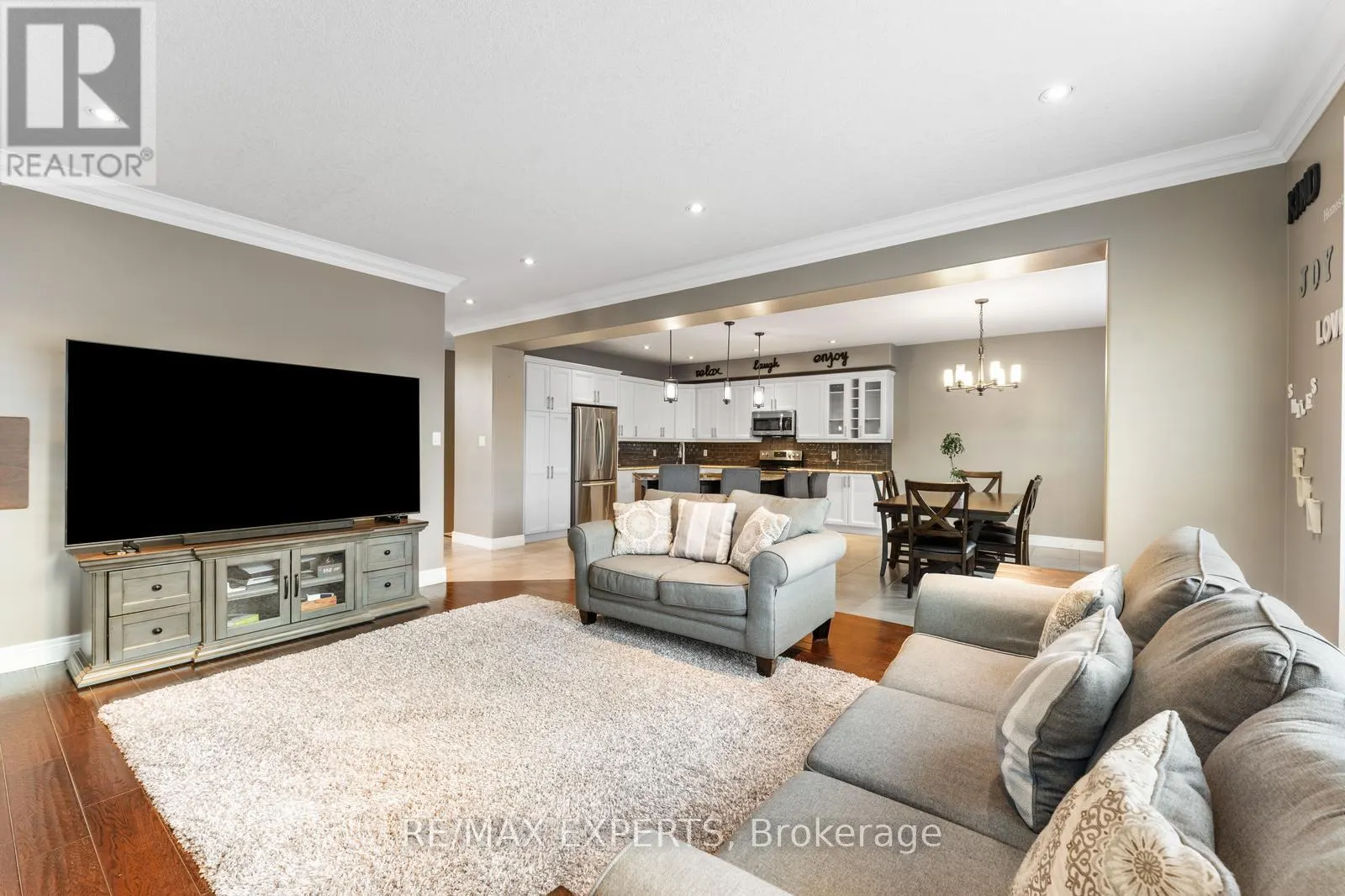 154 DAVINCI BOULEVARD