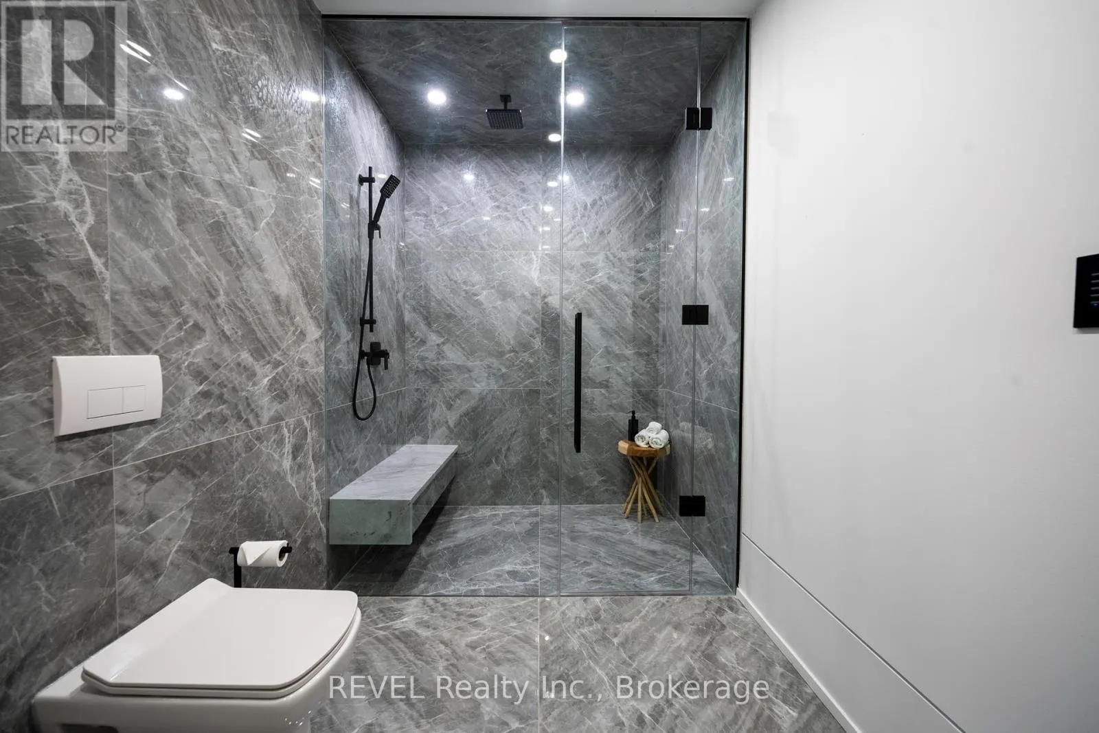 6 FIRELANE 11A STREET