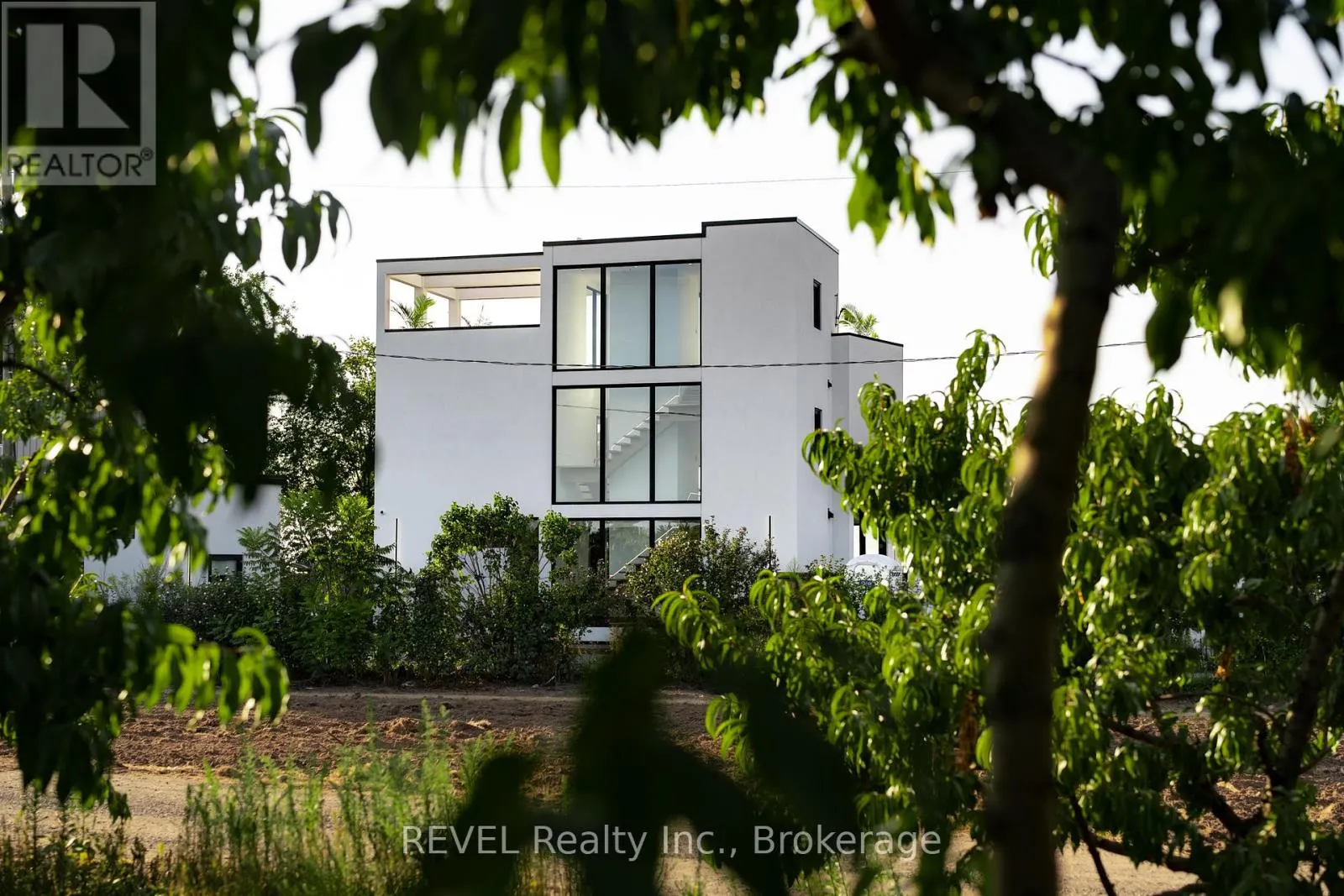 6 FIRELANE 11A STREET