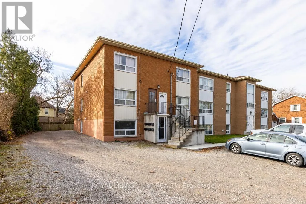UNIT 1 - 3-5 OLIVE STREET