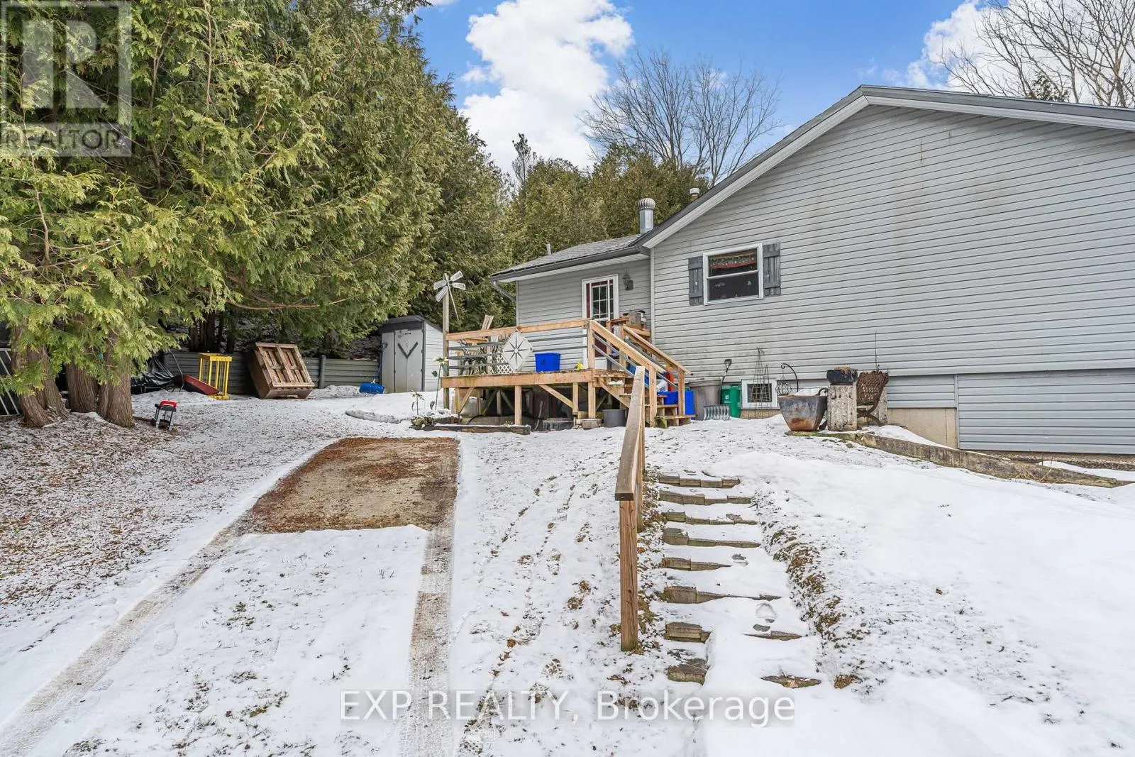 588458 COUNTY RD 17 ROAD