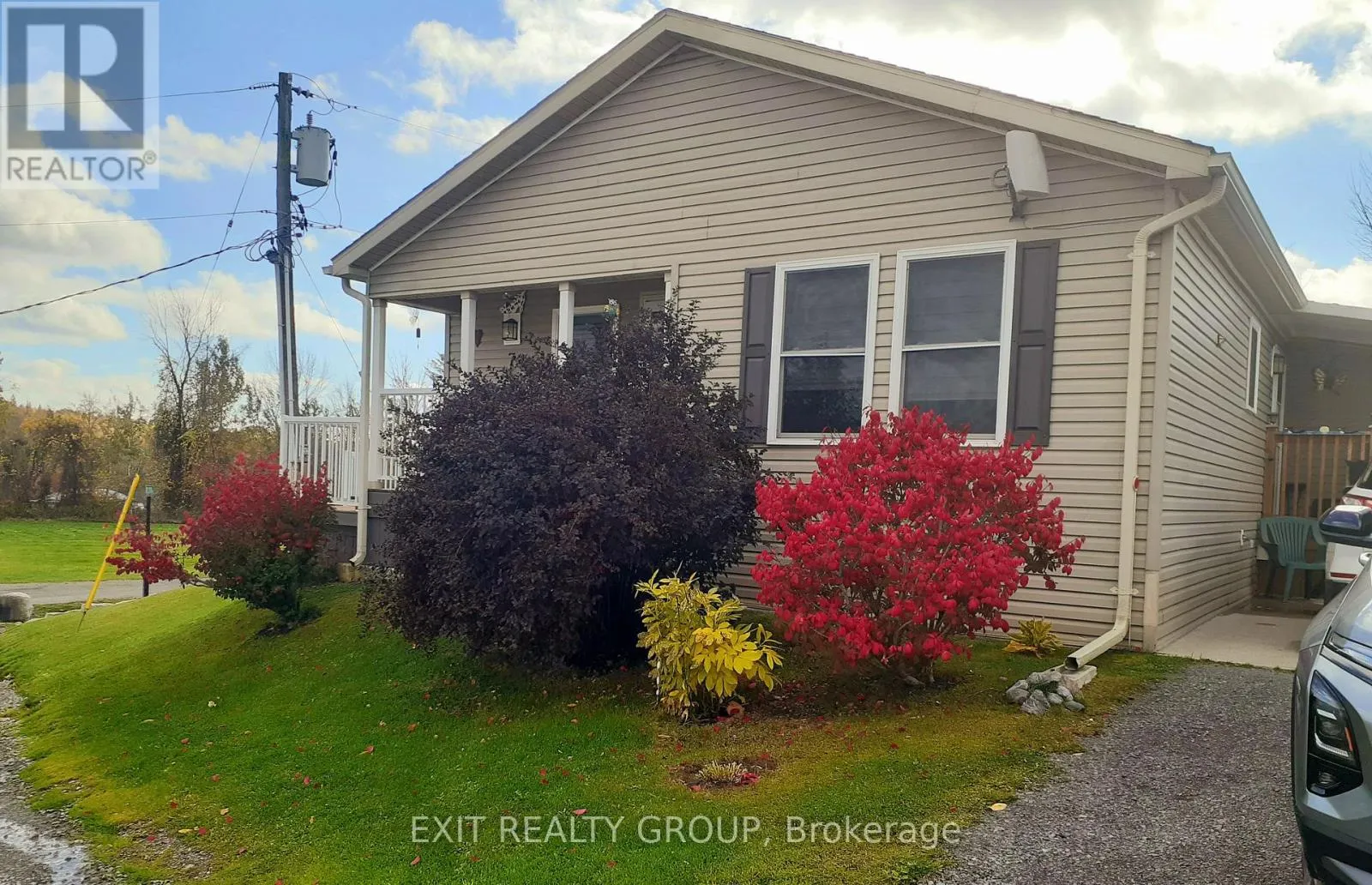 7-152 CONCESSION RD 11 W