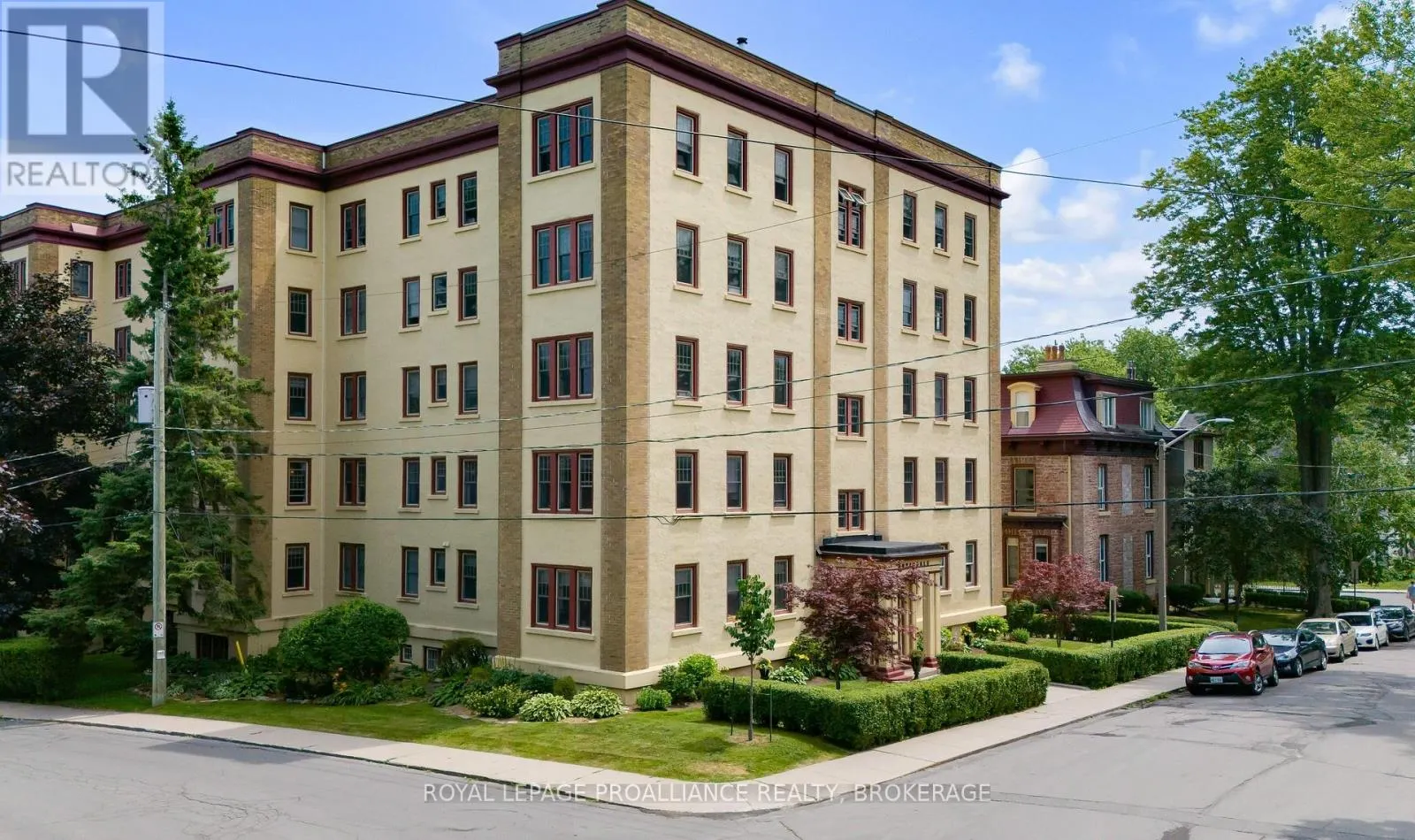 302 - 67 SYDENHAM STREET, #302