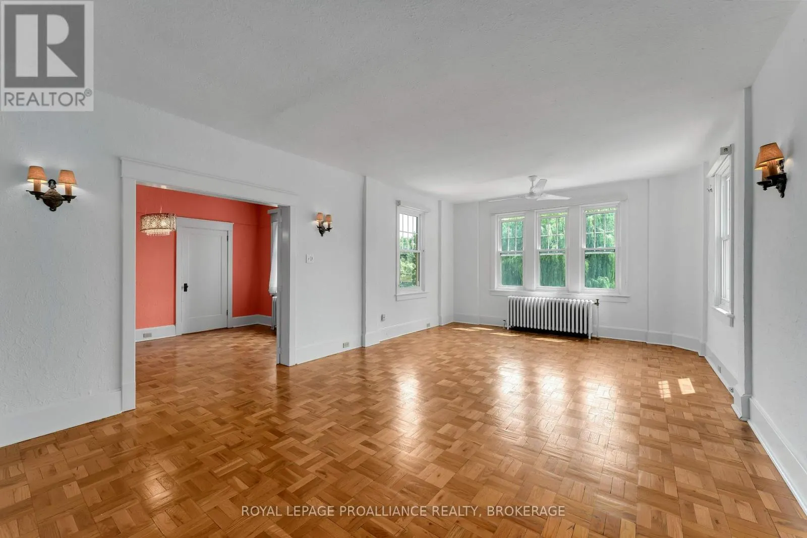 302 - 67 SYDENHAM STREET, #302