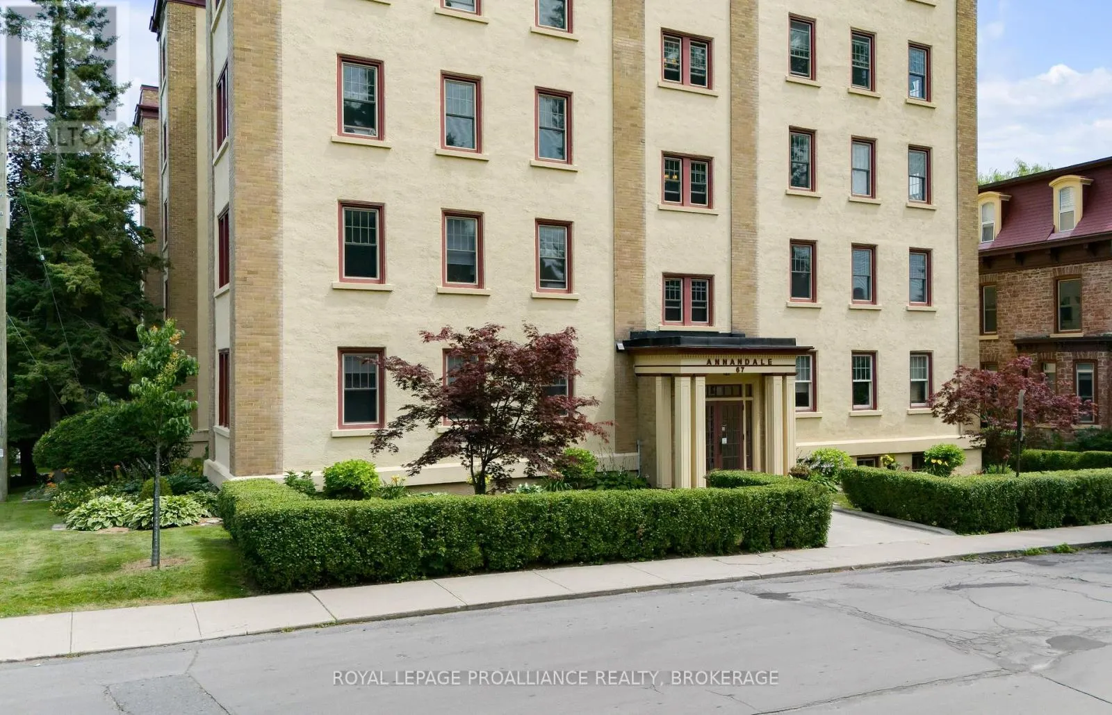 302 - 67 SYDENHAM STREET, #302