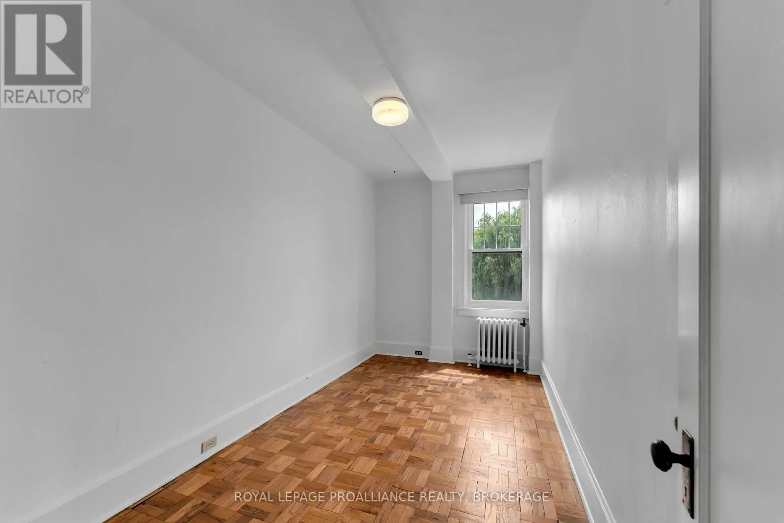 302 - 67 SYDENHAM STREET, #302