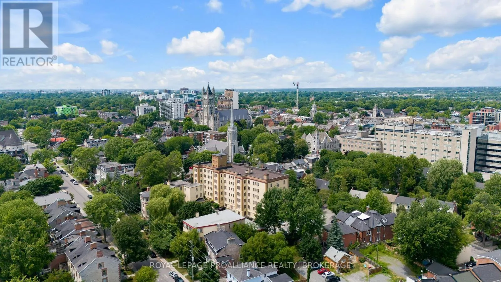302 - 67 SYDENHAM STREET, #302