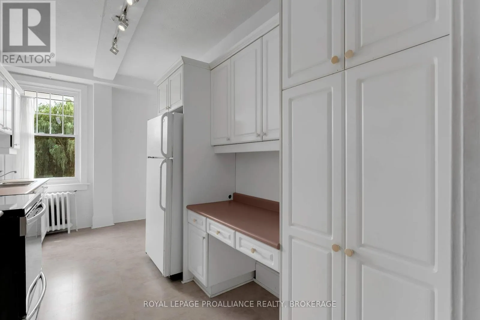 302 - 67 SYDENHAM STREET, #302